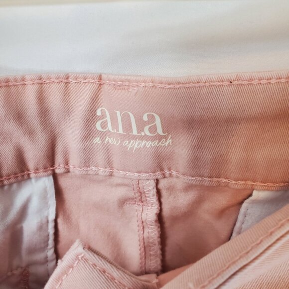 Ana A New Approach Twill Women's Pink Mid Rise 3.5" Inseam Sz 16 Shorts - Picture 6 of 11